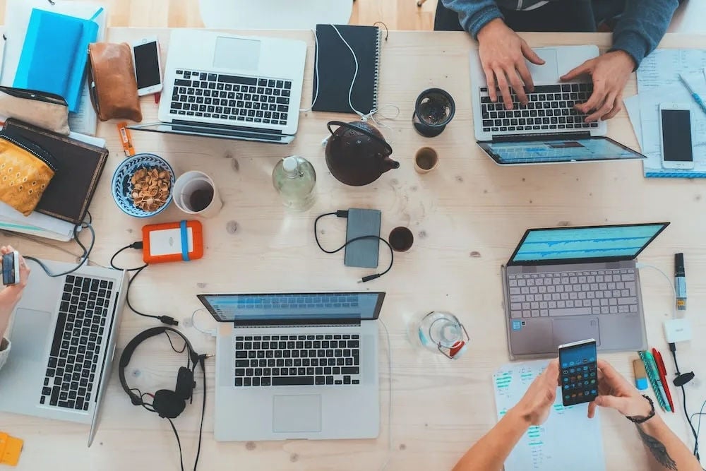 five laptops work session